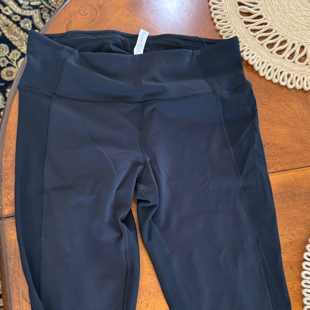 lululemon athletica Black High-Rise Performance Leggings SZ 12 inseam 23”